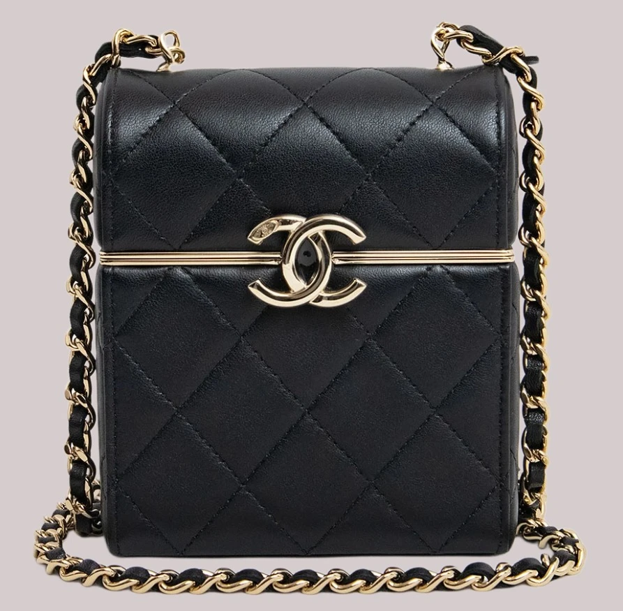 Louis Vuitton vs Chanel