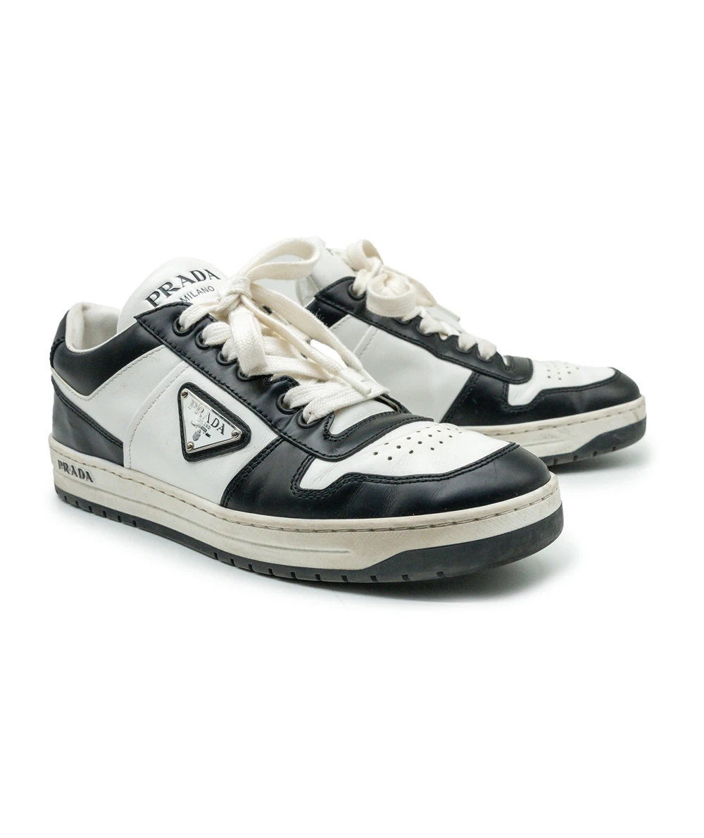 Prada Size 39 White and Black Downtown Leather Womens Sneakers