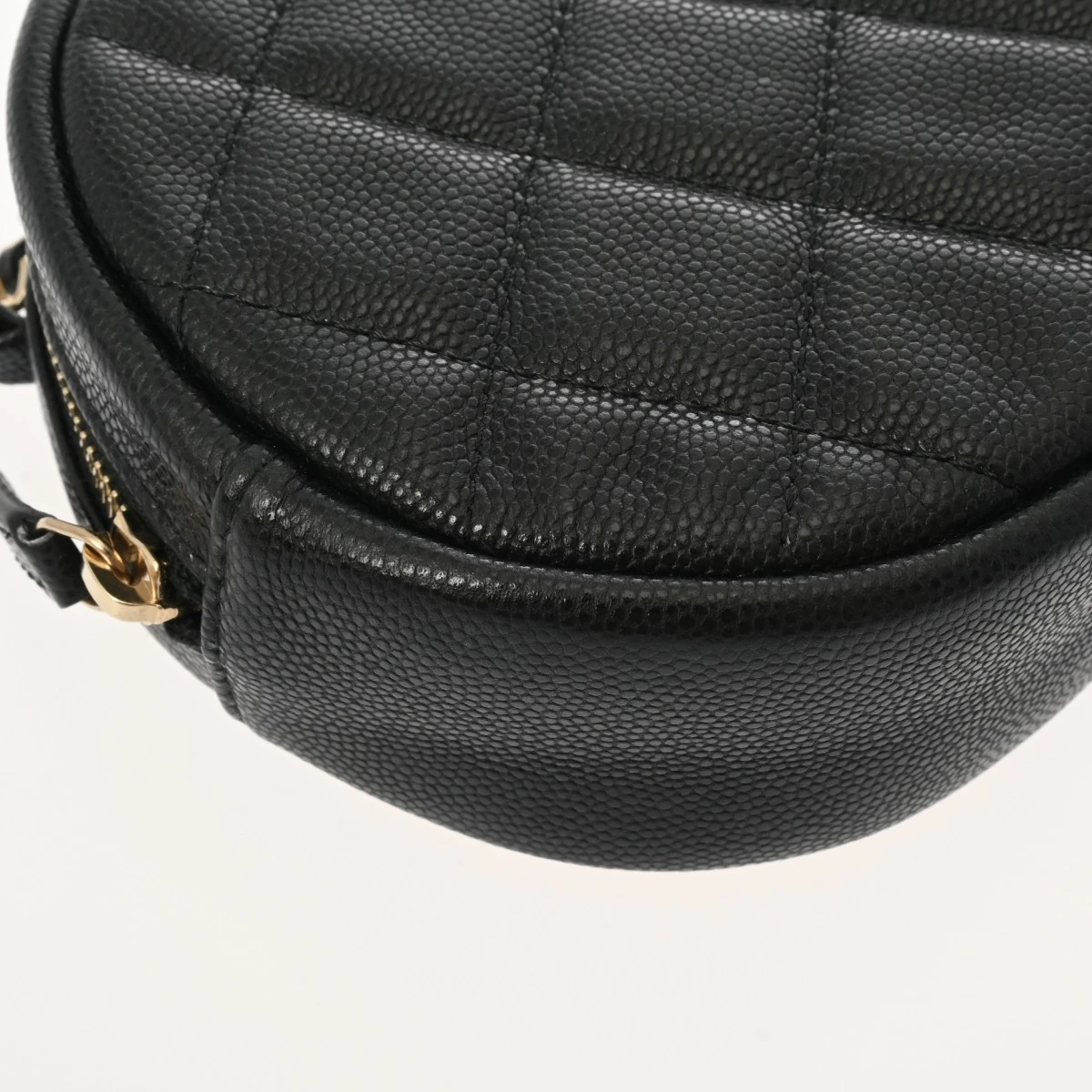 Chanel Black Round Chain Clutch Caviar Skin Shoulder Bag