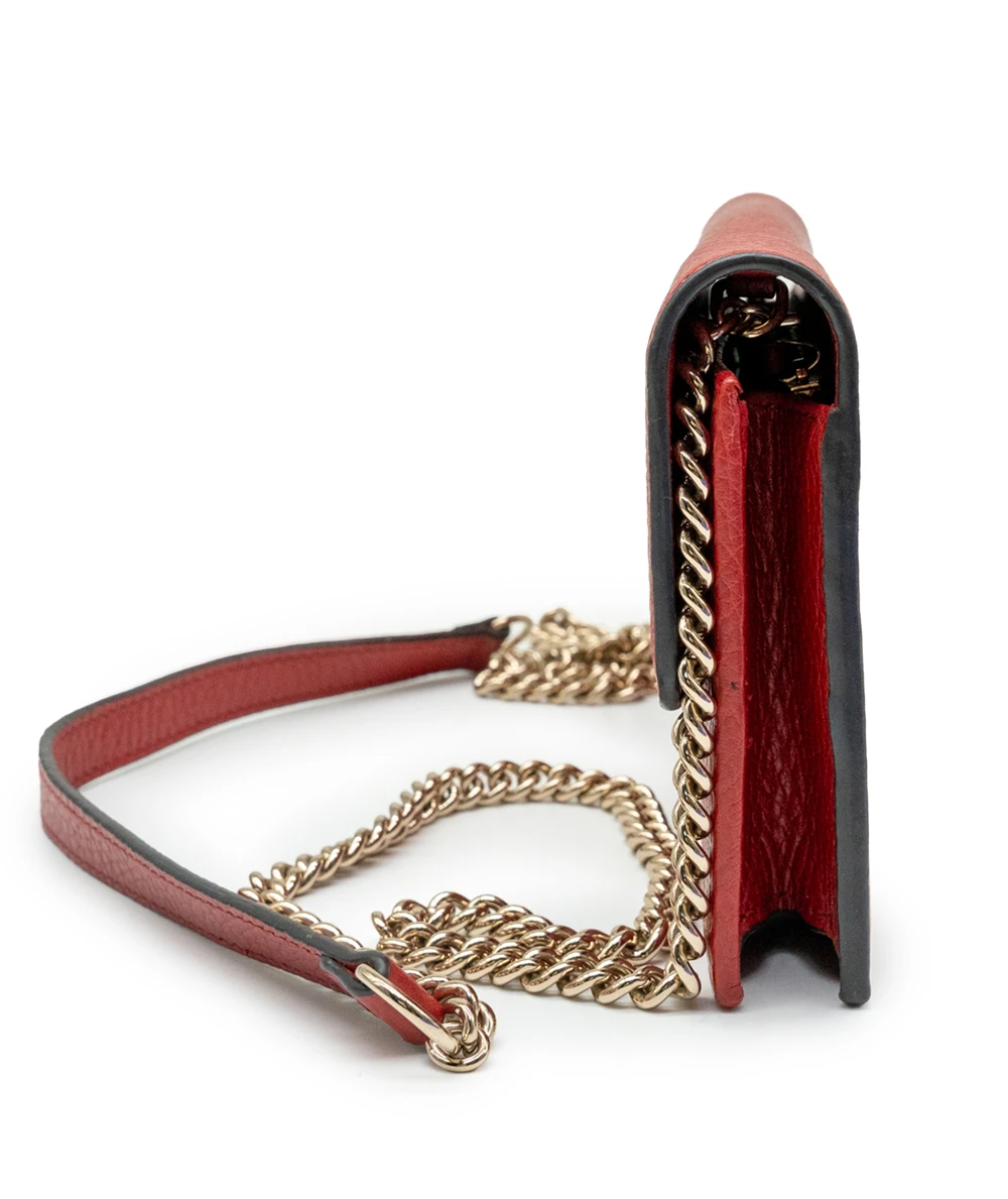 Gucci Red Leather Interlocking G Flap Chain Clutch
