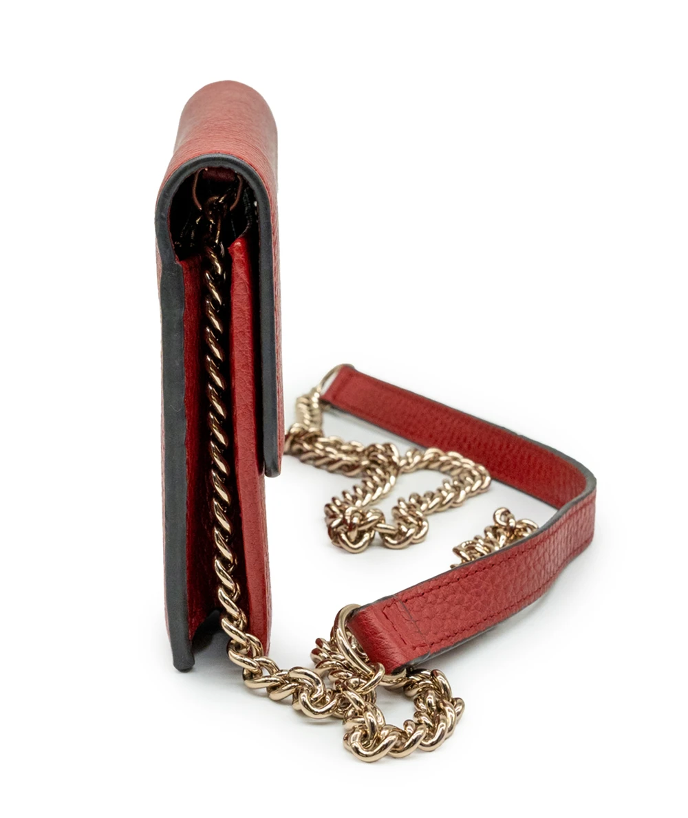 Gucci Red Leather Interlocking G Flap Chain Clutch