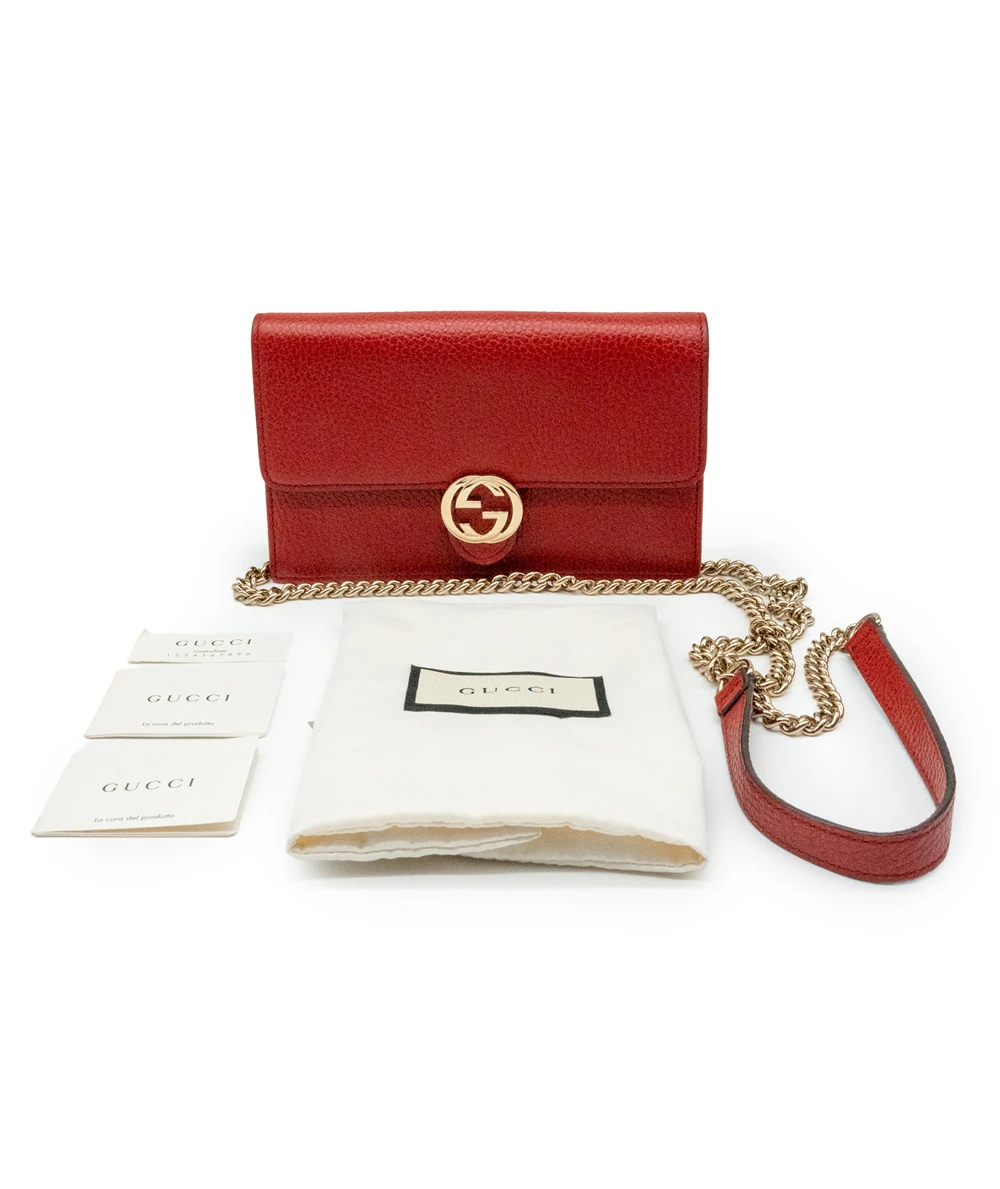 Gucci Red Leather Interlocking G Flap Chain Clutch