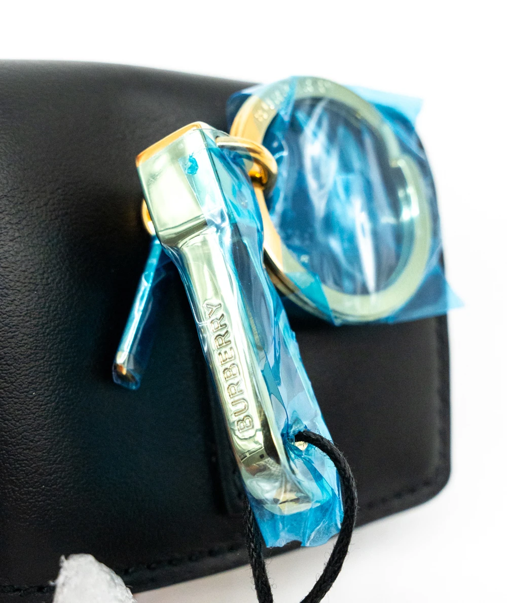 Burberry 8058567 Check Patchwork Hampshire Airpods Pro Case