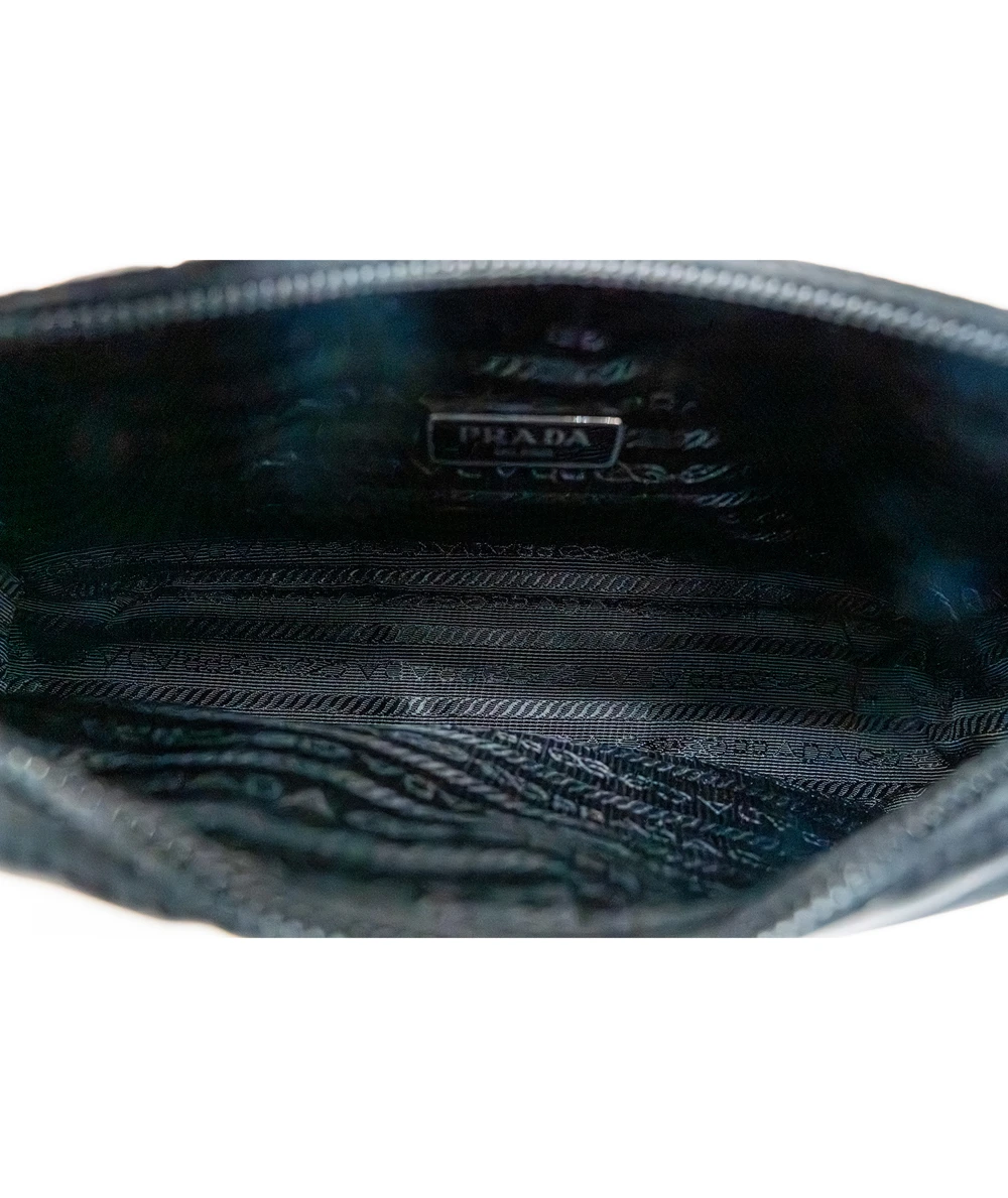 Prada Black Nylon Re-Edition 2000 Shoulder Bag