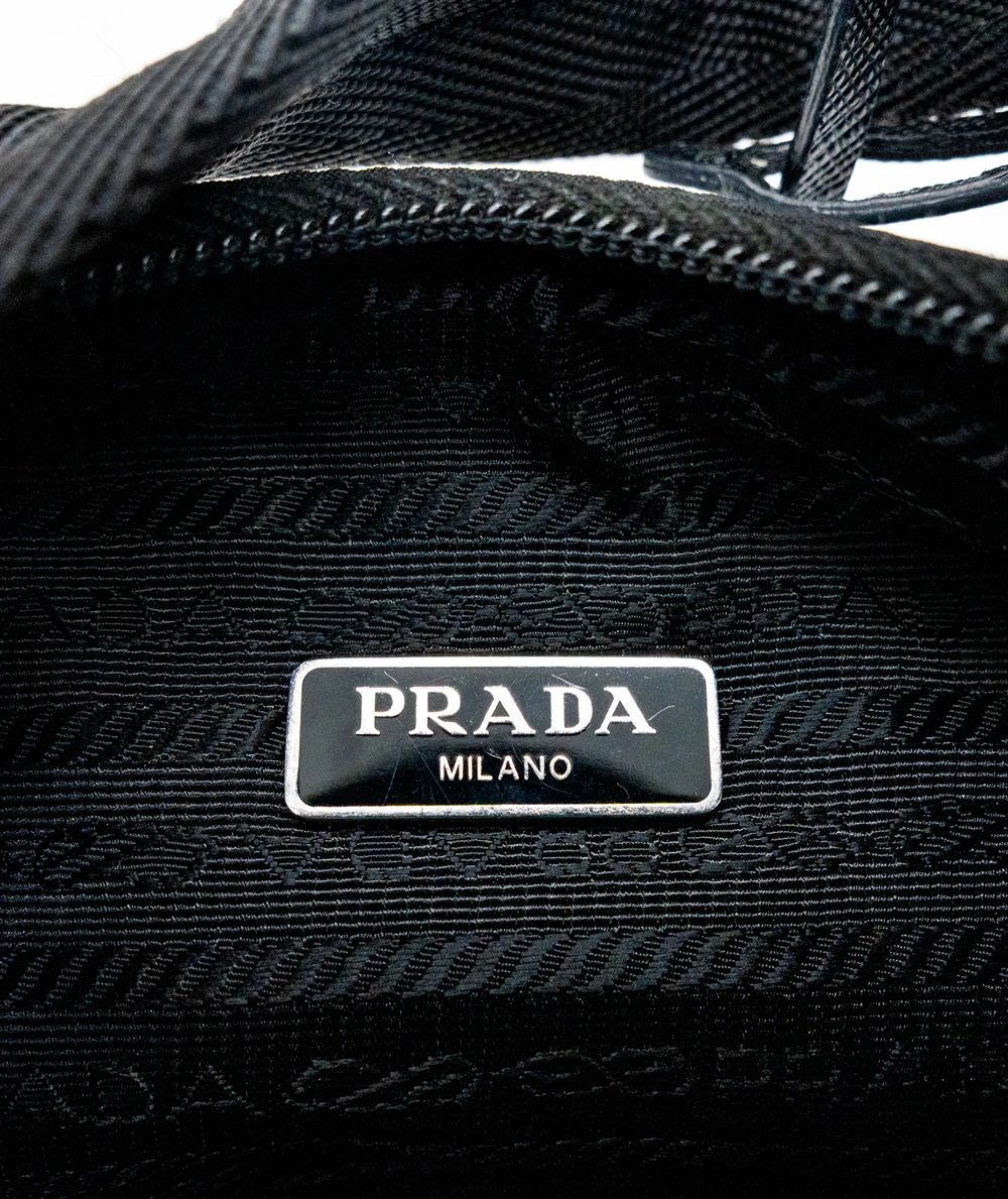 Prada Black Nylon Re-Edition 2000 Shoulder Bag