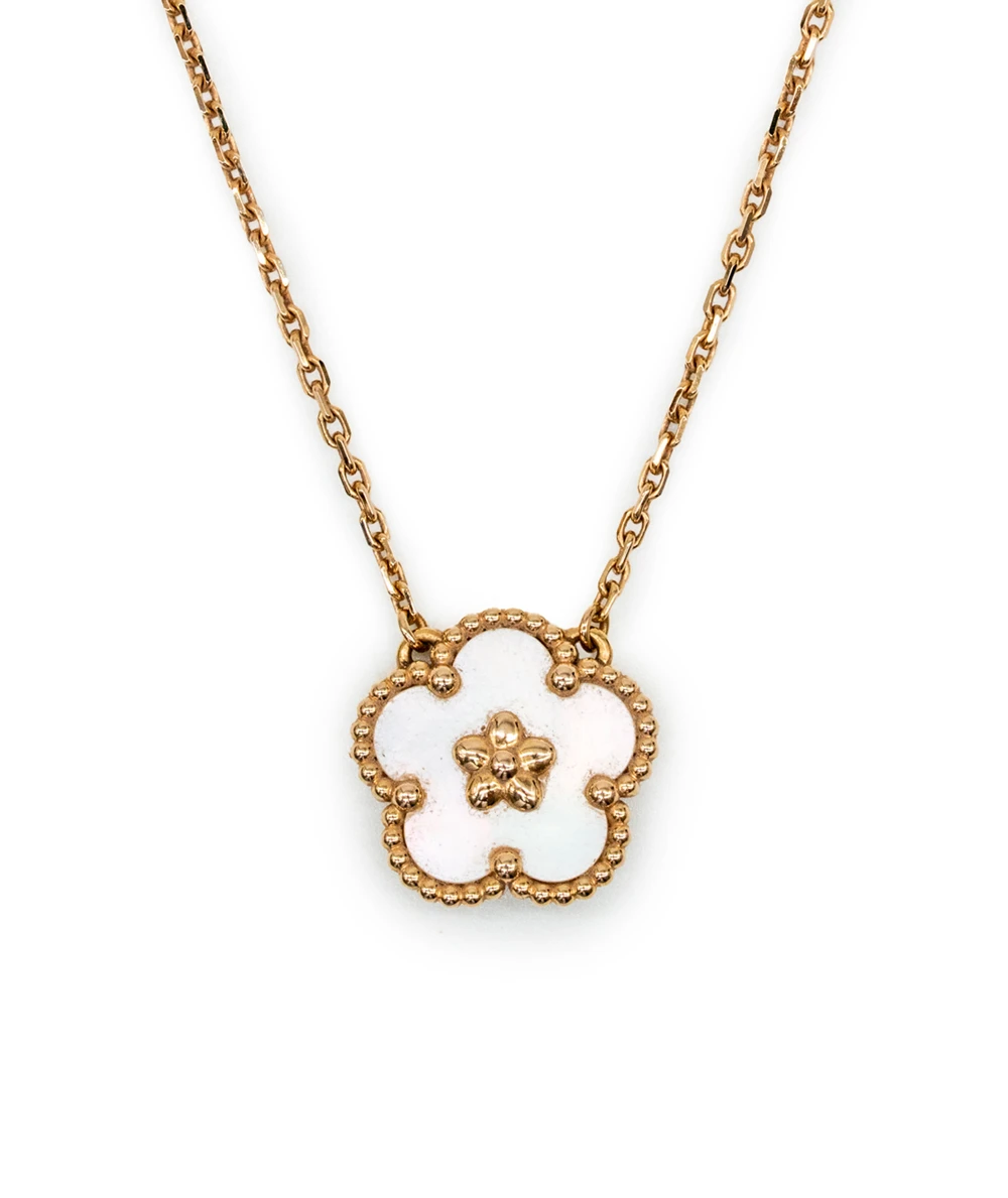 Van Cleef  Arpels Lucky Spring Mother of Pearl Pendant in 18K Rose Gold