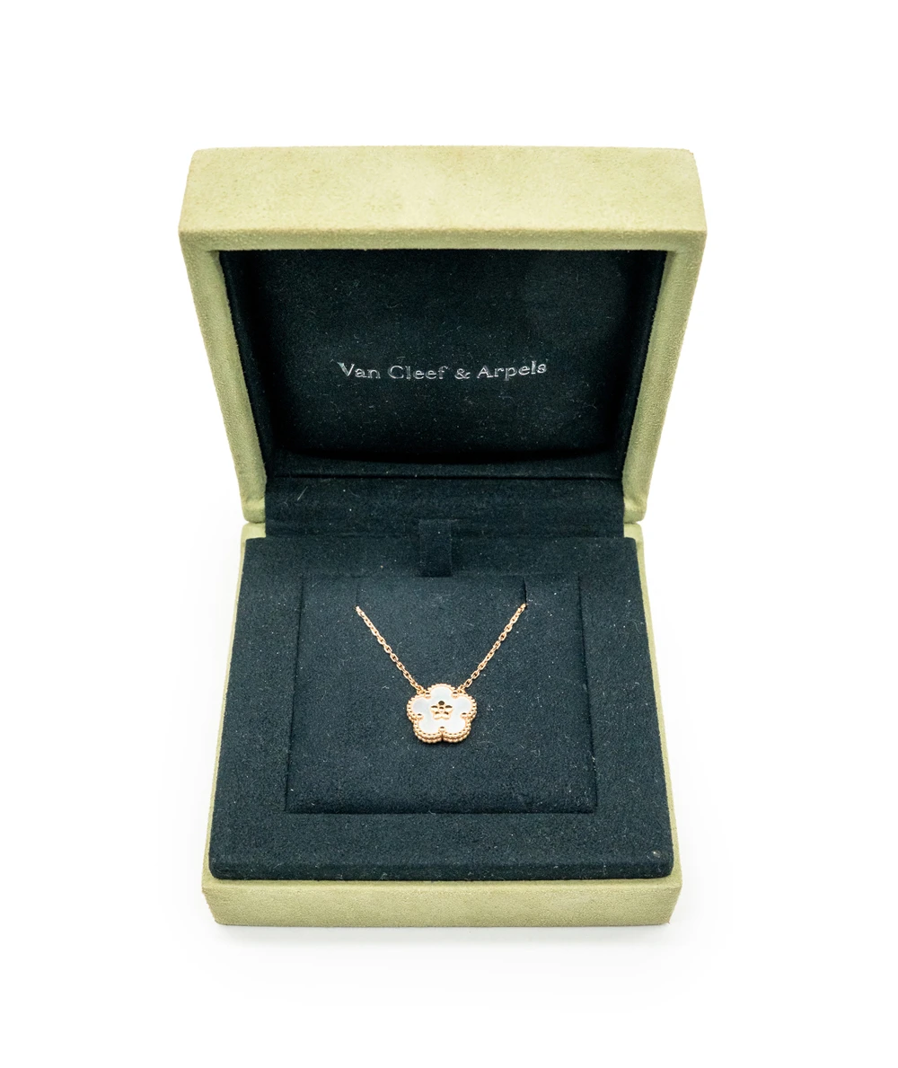 Van Cleef  Arpels Lucky Spring Mother of Pearl Pendant in 18K Rose Gold