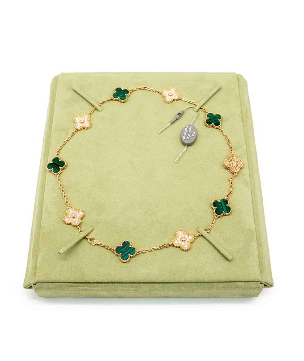 Van Cleef  Arpels Vintage Alhambra 18k Yellow Gold 10 Motifs Necklace with Diamonds and Malachite