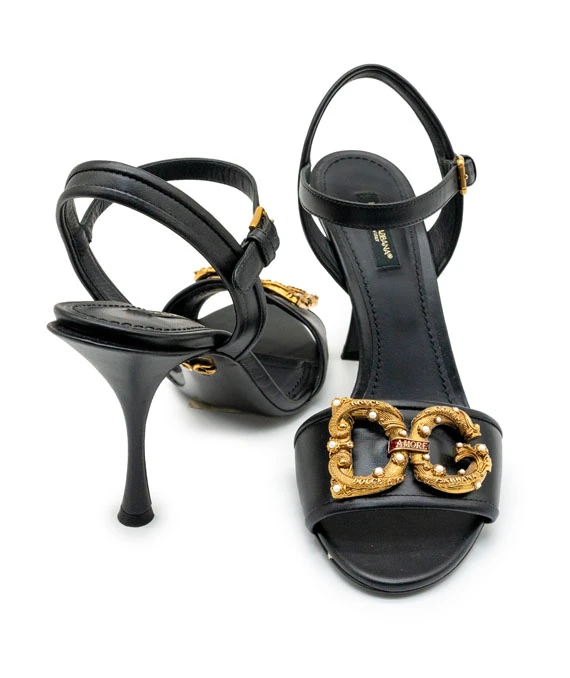 Dolce  Gabbana Size 38 Calfskin Sandals With DG Amore Logo