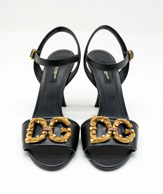 Dolce  Gabbana Size 38 Calfskin Sandals With DG Amore Logo