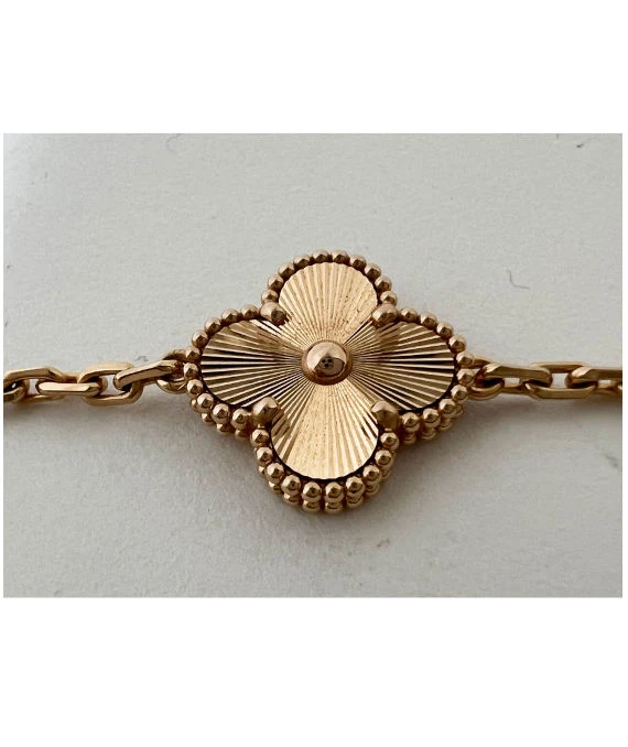 Van Cleef  Arpels Vintage Alhambra Carnelian Guilloche 5 Motifs 18k Rose Gold Bracelet