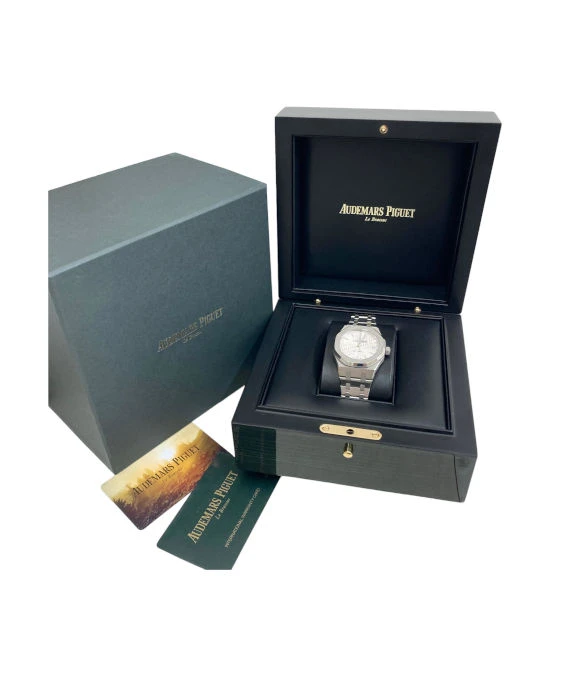 Audemars Piguet 15450ST. OO.1256ST.01 Royal Oak Silver Dial Mens 37.0mm Watch