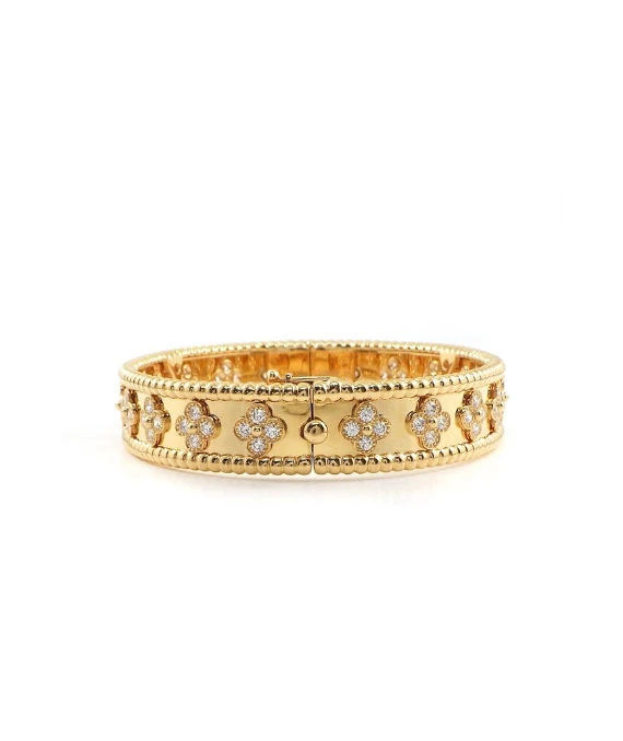Van Cleef  Arpels Perlée Clover Small Bracelet In 18k Pink Gold Size 16.5