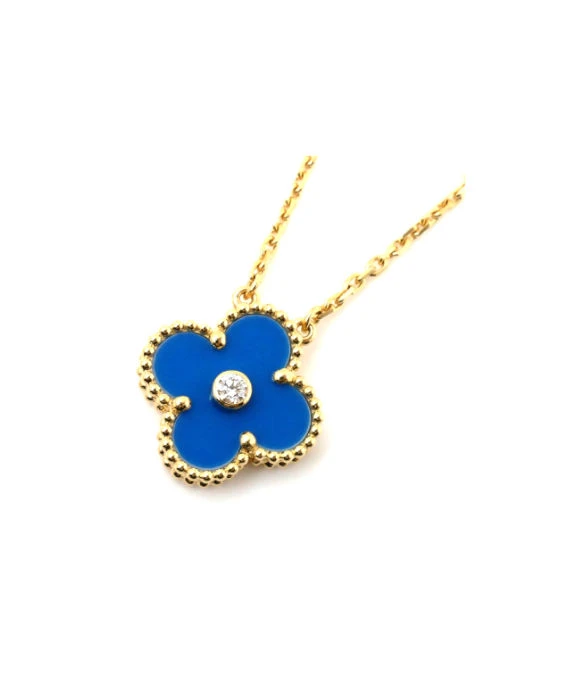 Van Cleef  Arpels Vintage Alhambra 2019 Christmas Limited Edition Necklace In 18k Yellow Gold