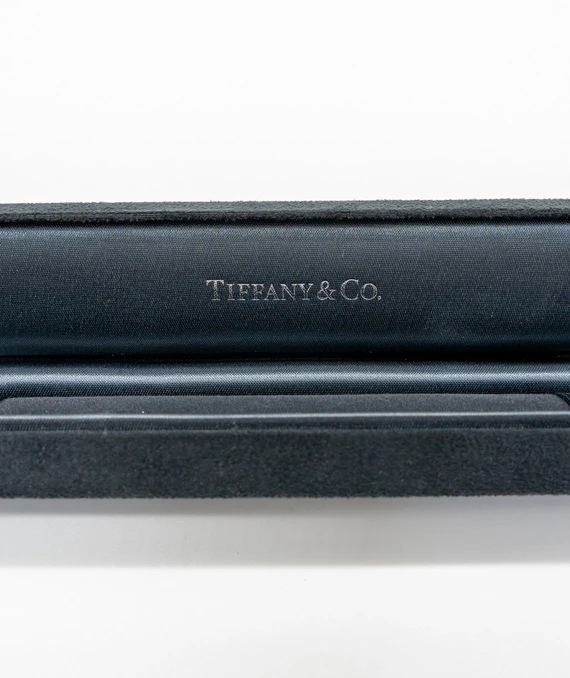 Tiffany  Co. Trefoil Key 18K Yellow Gold Pendant