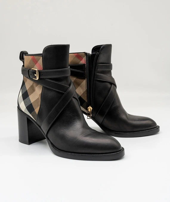 Burberry Size 38 Black/Beige Check Canvas And Strappy Leather House Ankle Boots