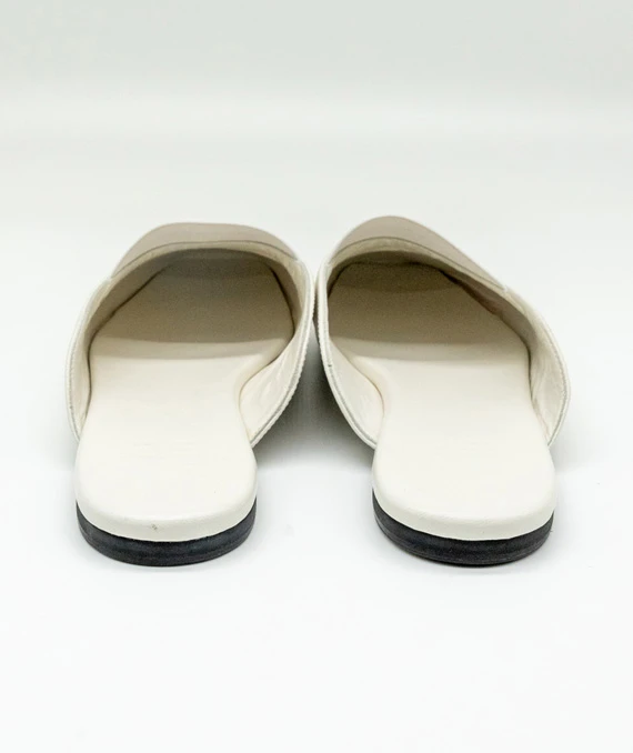 Givenchy Size 37 White Bedford Leather Flat Mules