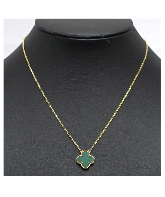 Van Cleef  Arpels Vintage 18k Yellow Gold Necklace with Alhambra Malachite Pendant