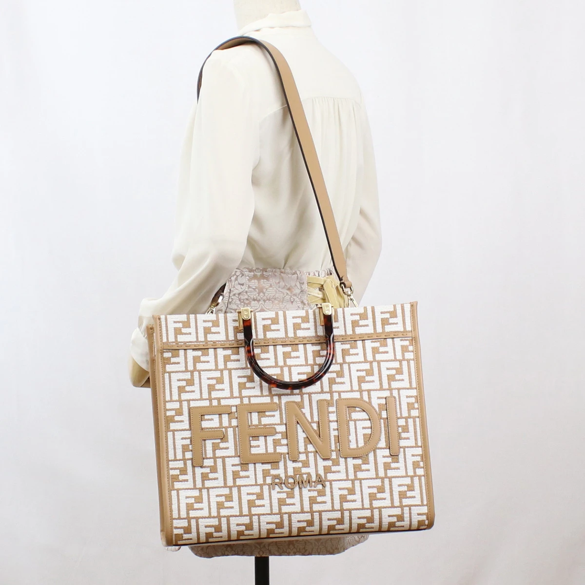 Fendi Brown White Medium Sunshine Raffia Tote Bag