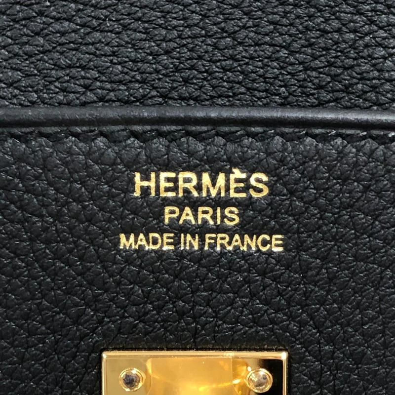 Hermes Birkin (Stamp U) Size 25 Togo Leather Handbag in Black color with Gold Hardware
