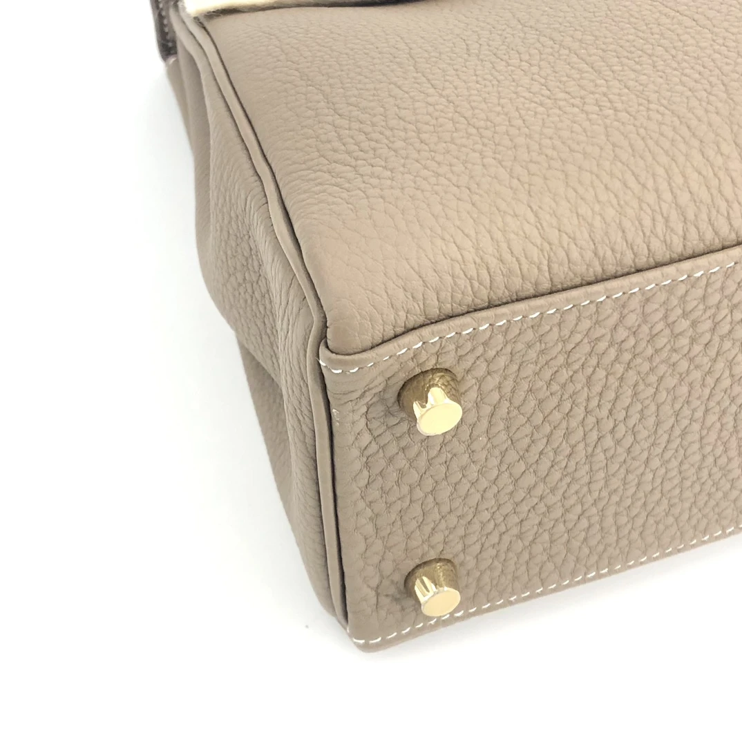 Hermes 2022 (Stamp U) Size 25 Togo leather Kelly Etoupe in Color with Gold Hardware
