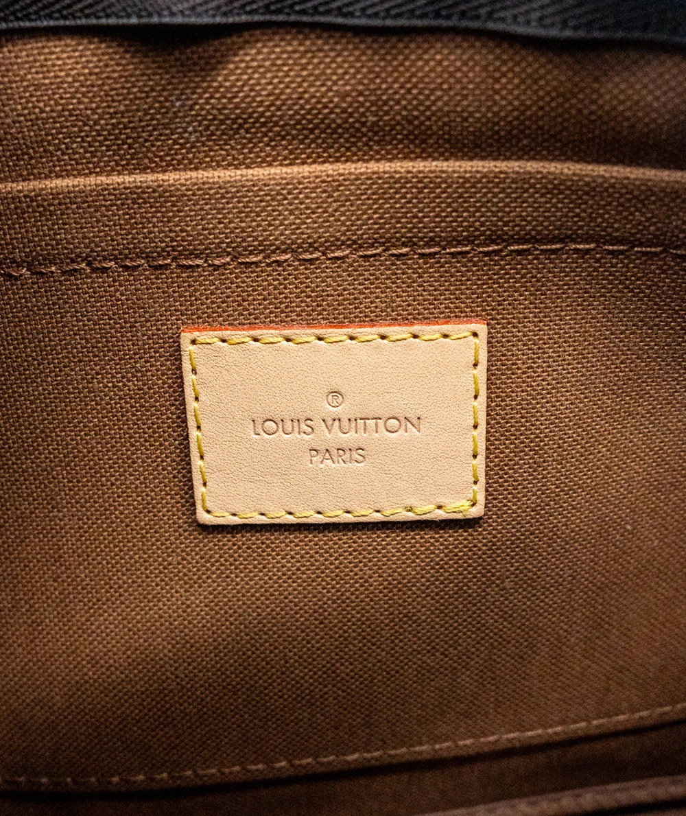 Louis Vuitton Monogram Canvas Multi-Pochette Accessories Bag with Kaki Strap