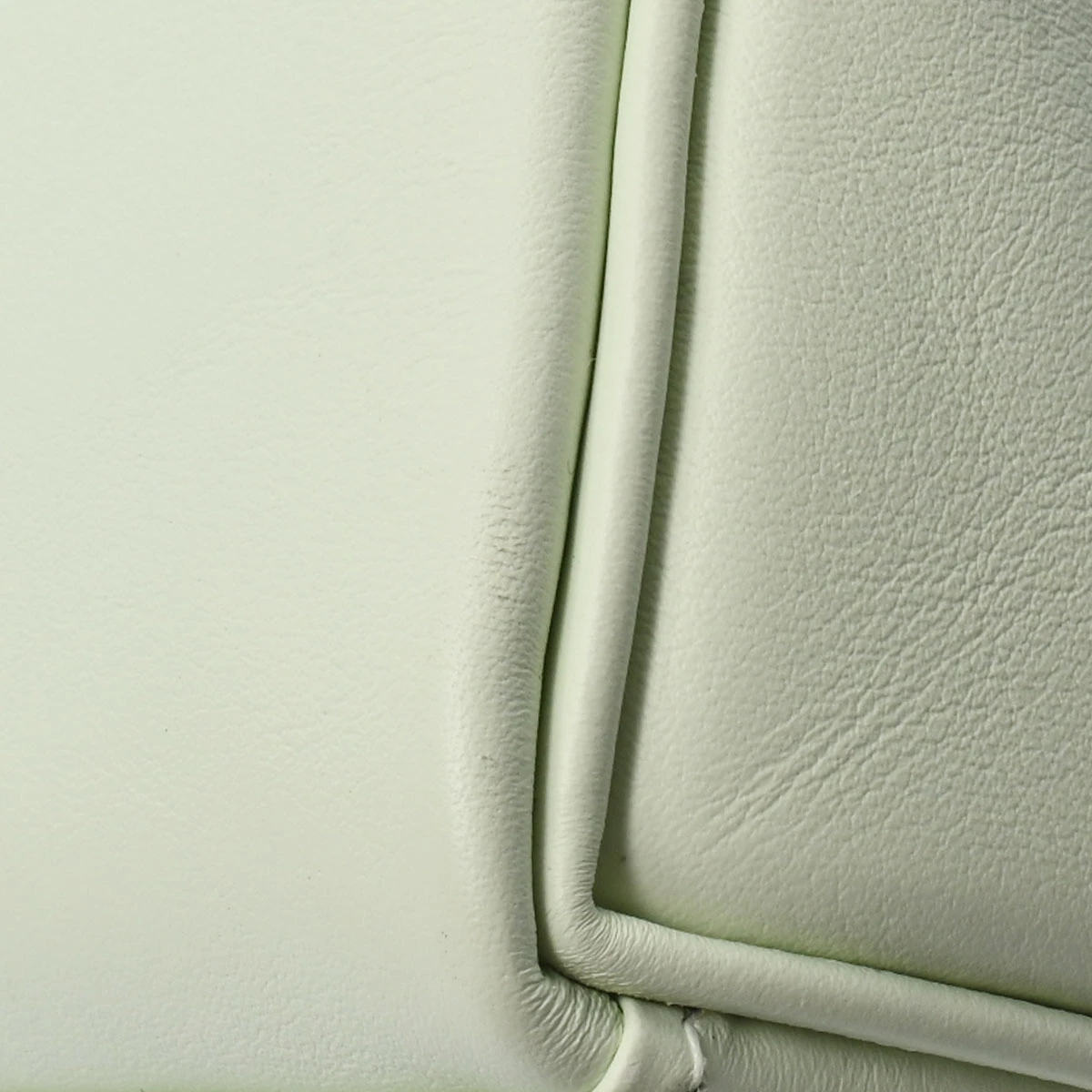 Hermes 2022 (Stamp U) Size 25 Swift leather Kelly Veil Fizz in Color with Palladium Hardware