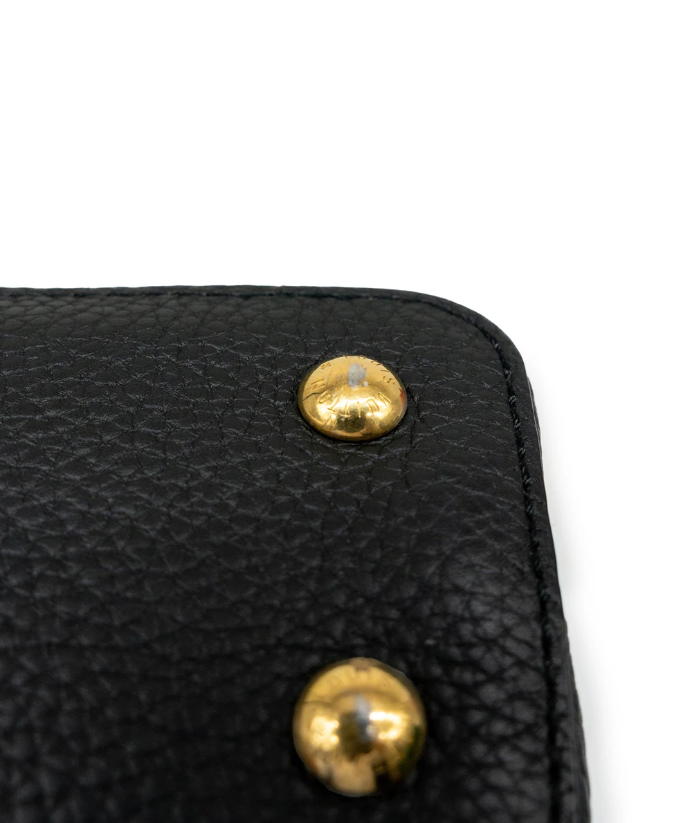 Louis Vuitton Capucines Mini Bag in Black Taurillon leather and Python Detailing