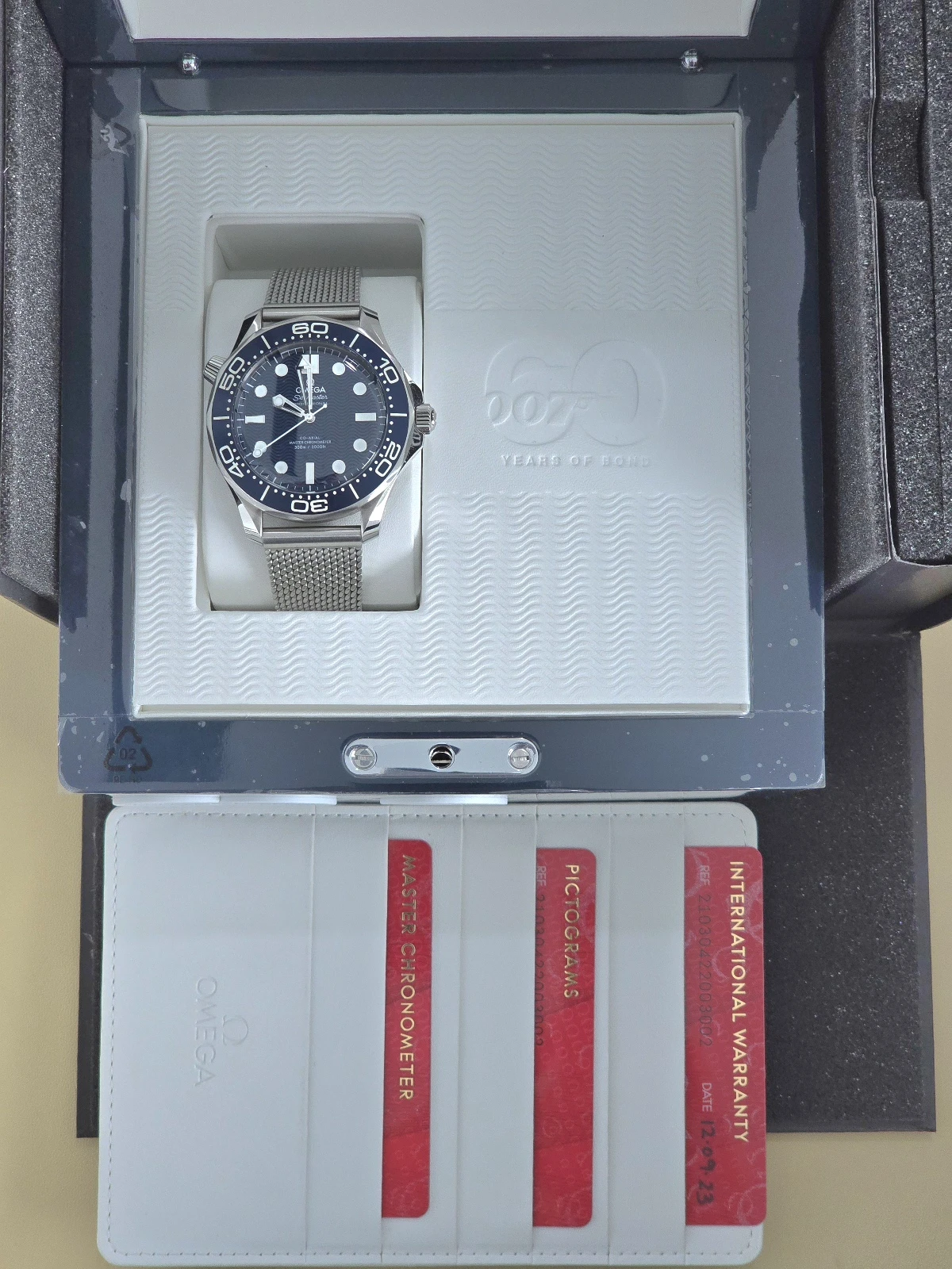 Omega 2023 Blue Seamaster 210.30.42.20.03.002 Stainless Steel Automatic Mens Wristwatch 42 mm