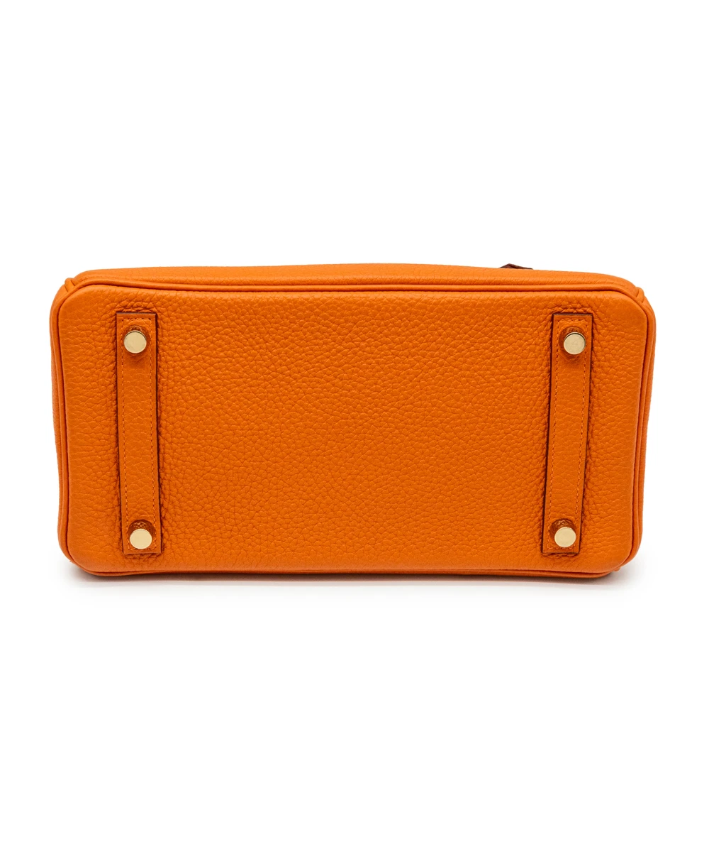 Hermes Birkin (Stamp B) Size 25 Togo Leather handbag in Orange with Gold Hardware Brand New Year 2023